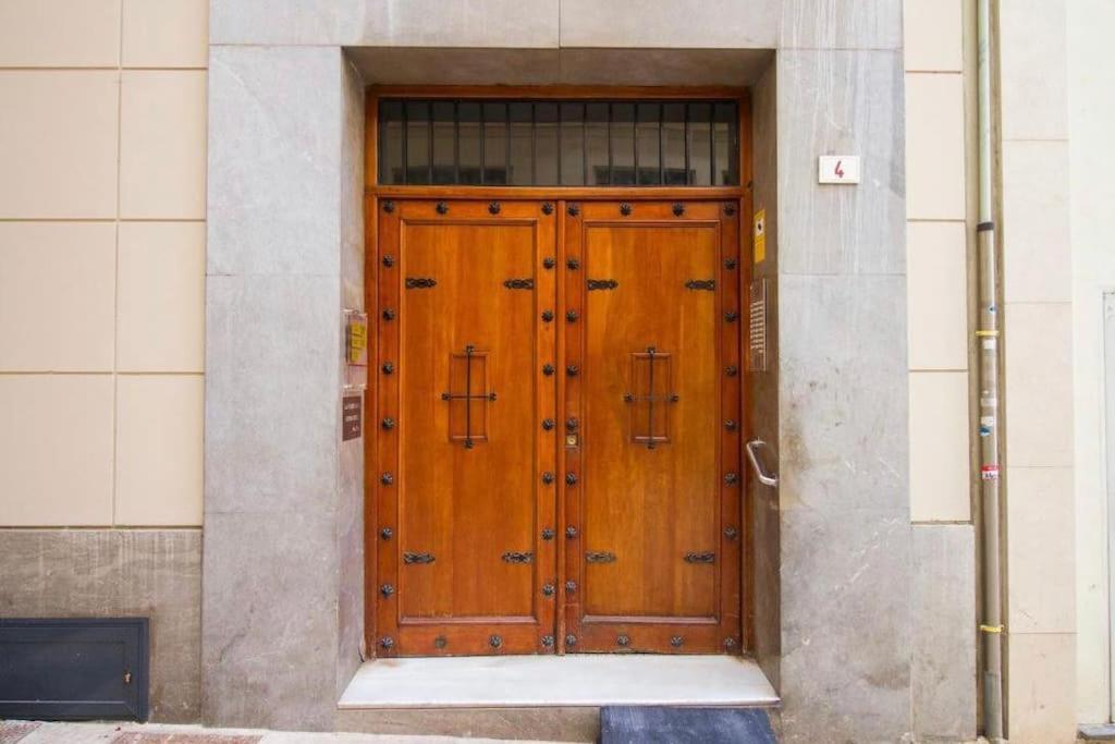 Apartmán Piso Junto A La Catedral, 4-5 Personas Màlaga Exteriér fotografie